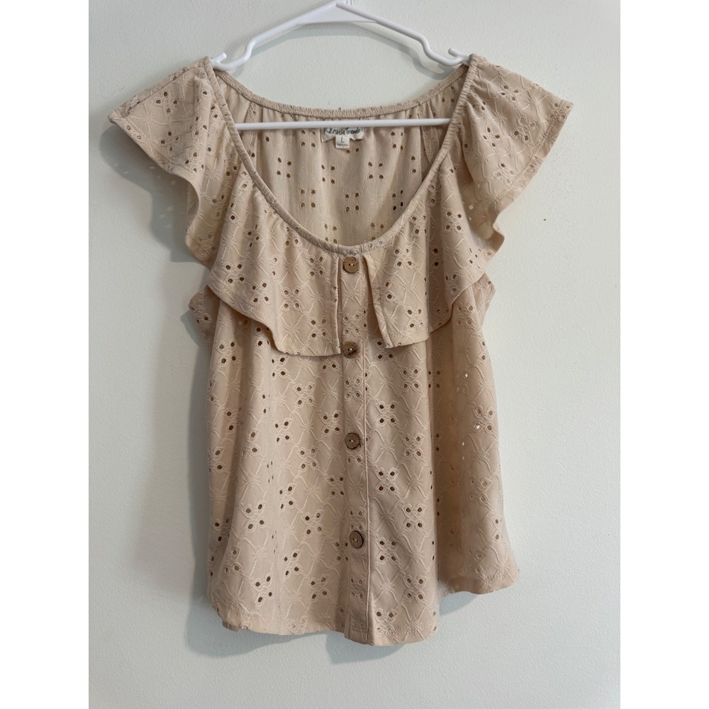 Full Circle Trends Eyelet Ruffle Top Womens L Beige Button Down Flutter Sleeve